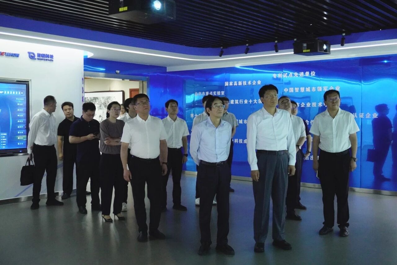 南昌市委副书记、市长高世文调研OB视讯(中国)—以AI赋能韧性城市建设情况